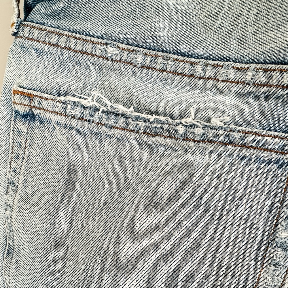 AGOLDE Parker Vintage Cutoff Denim Shorts Light Wash Distress Women’s - Size 32 - Picture 12 of 13